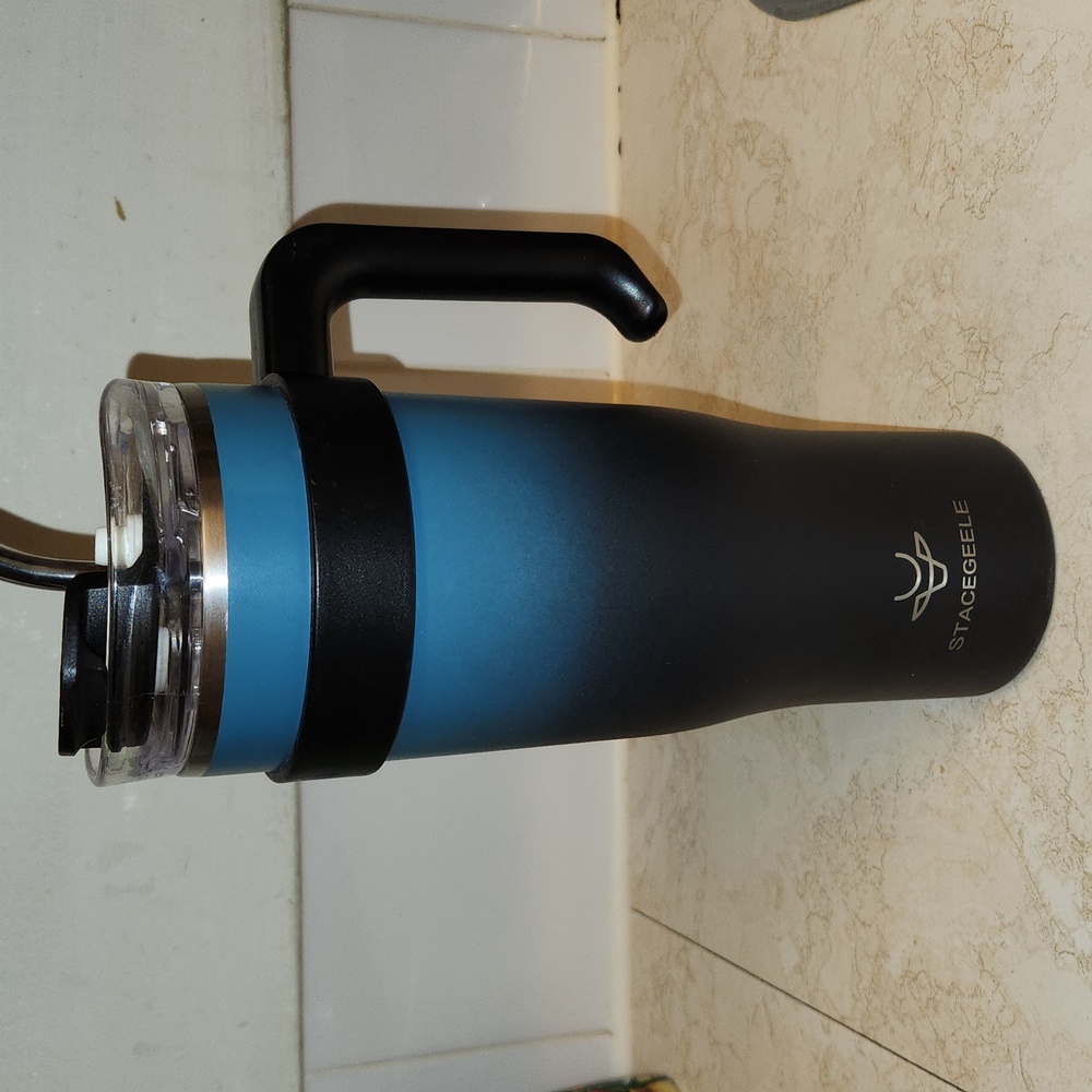 Stacegeele 40oz Travel Bottle Mug With Metal Straw